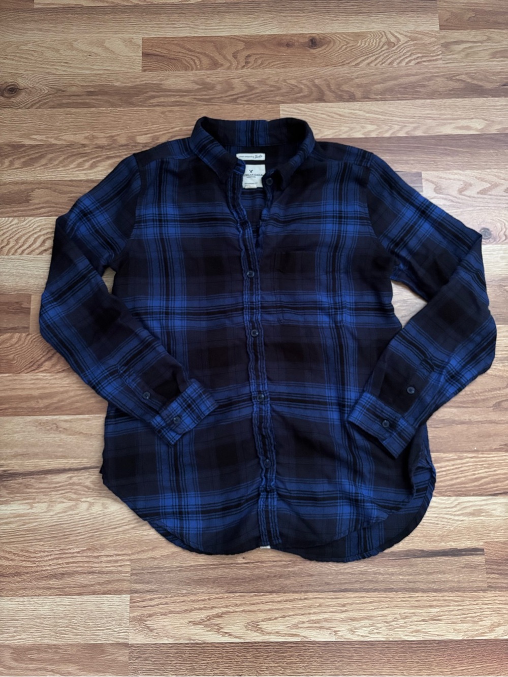 American Eagle Ahh-Mazingly Soft Blue Plaid Shirt Boyfriend Fit Women’s Size S
